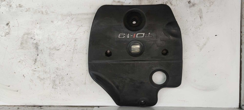 Seat Leon 1.9 TDI Obudowa Pokrywa Osłona Silnika Górna