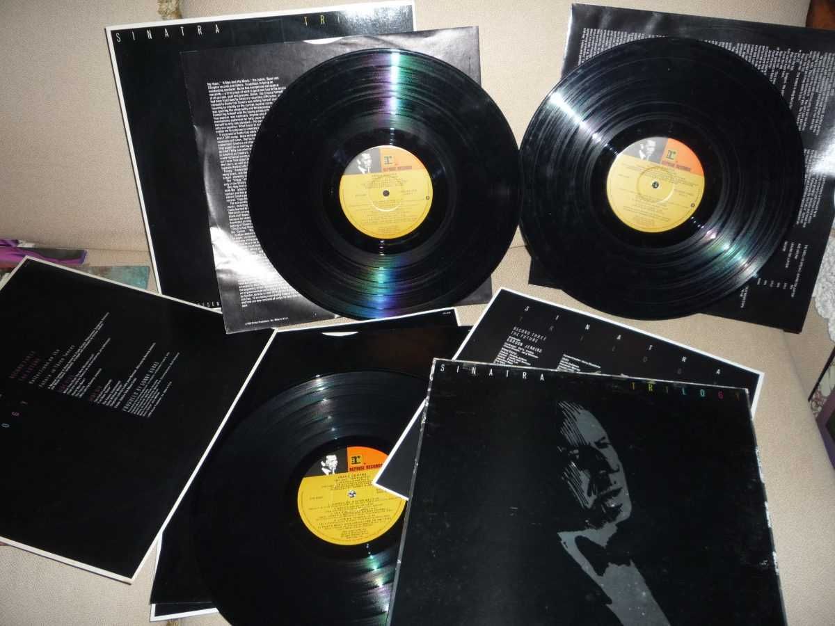 RARO Vinil TRIPLO LP 1980 Frank Sinatra Trilogy: Past-Present-Future