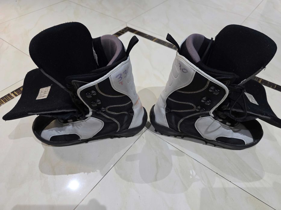 Buty snowboardowe LIMITED 28,5cm rozm.44