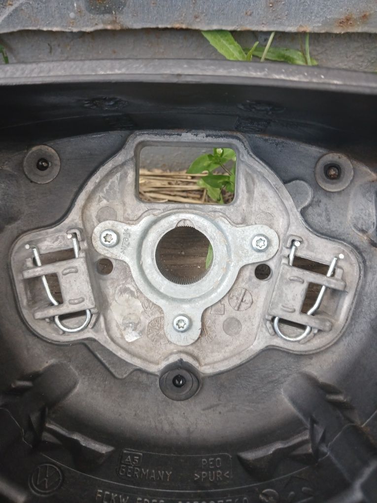 Руль Volsvagen Passat 305227760