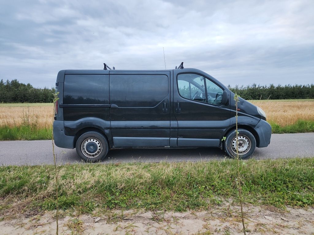 Opel Vivaro 1.9 DTi 2003r HAK Radio Android WEBASTO ZAMIANA