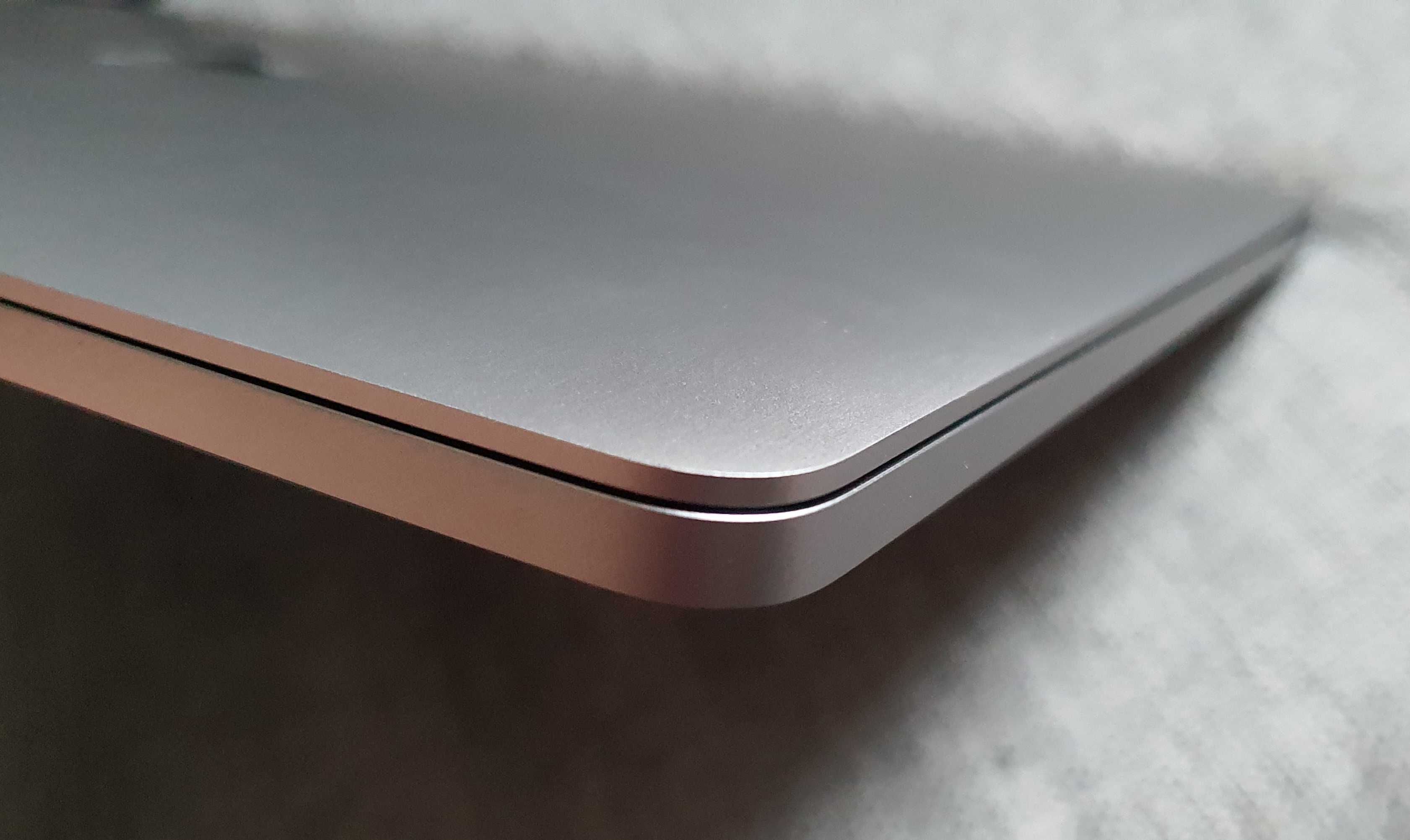 Macbook Pro 16' i9, 64GB, 1TB, R5500M - Space Grey