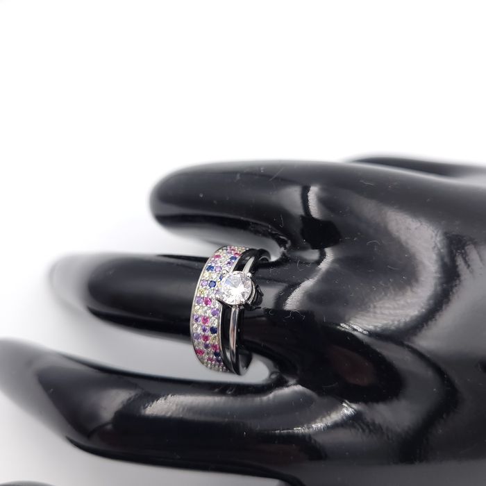 Srebrny pierścionek pr 925 z cyrkoniami kolor