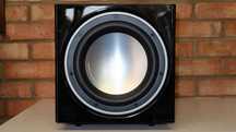 Subwoofer Dali E-9F - Doskonały Dźwięk w Kompaktowej Formie