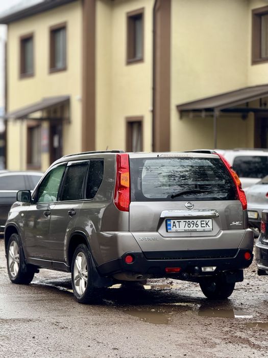 Nissan X-TRAIL/2.0d/автомат