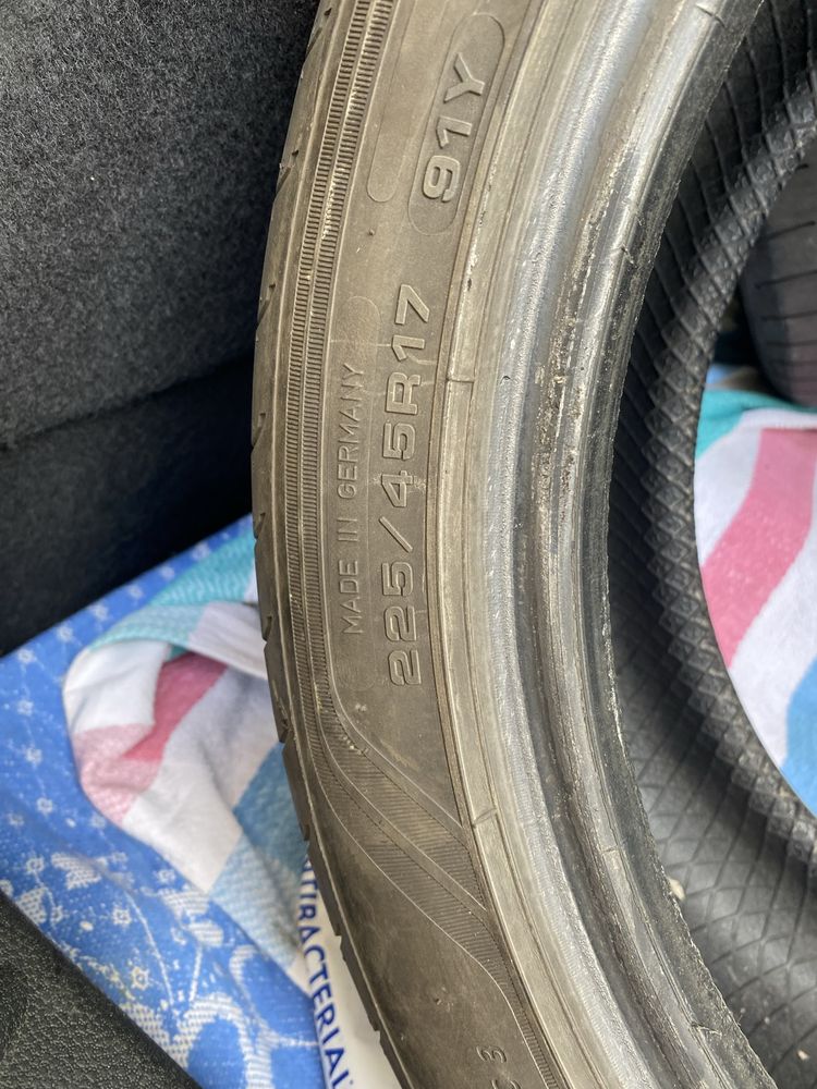 Шины 225/45 r17 Yokohama GoodYear зима