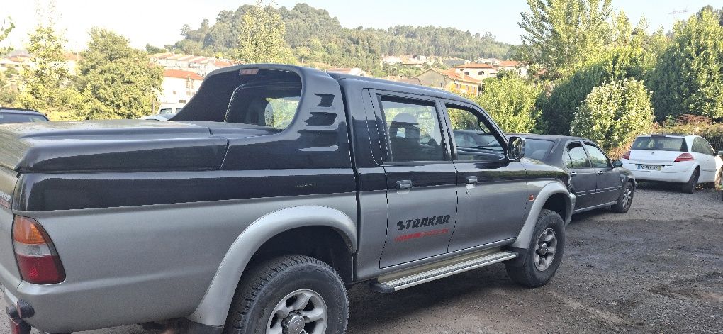 Mitsubishi Strakar L200