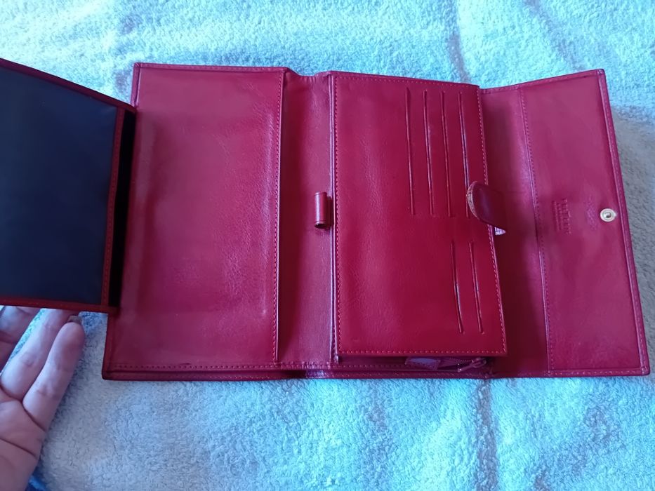 Porta moedas vermelho