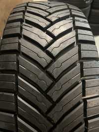 Комплект всесизонних шин 215/65/16с Michelin AGILIS Cross Climate