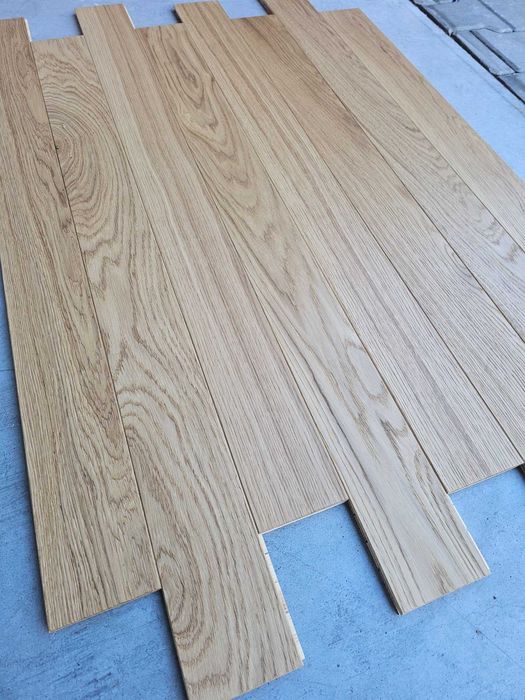 Deska dębowa lakierowana szczotkowana 11x90x990 (78 m2)