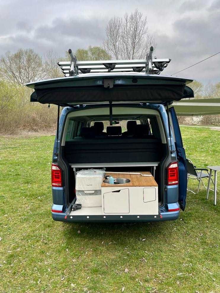 Wynajem Volkswagen California , Caravella wynajmę campervan