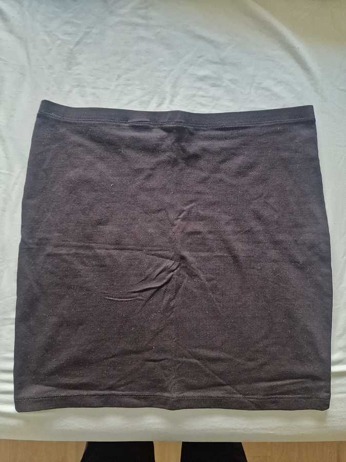 Czarna spódnica ołówkowa H&M