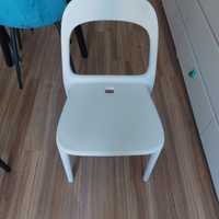 Krzesła  z Ikei białe