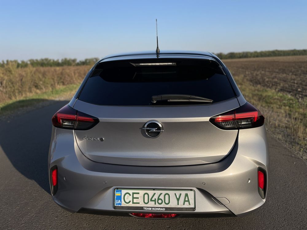 Opel corsa e Батерня 50 kwt запас ходу 350 км