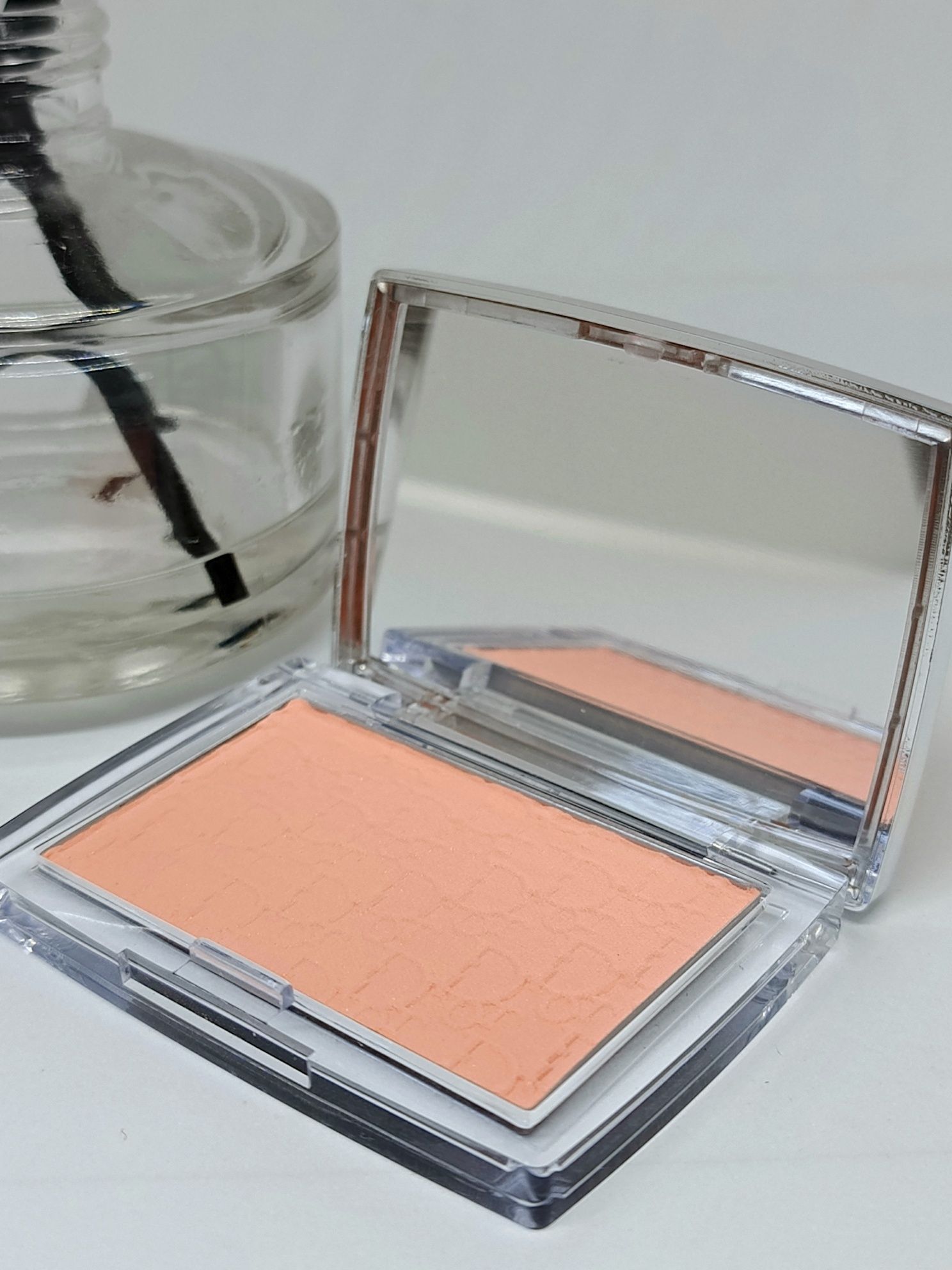Dior Rosy Glow 004 Coral – róż do policzków
