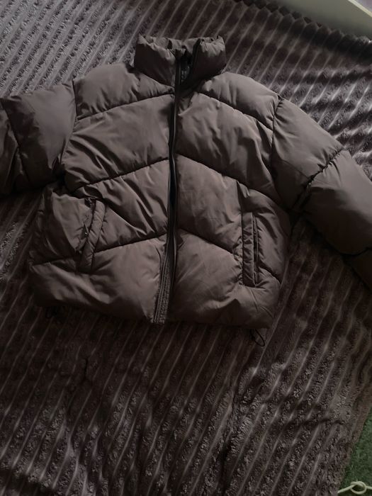 Продам не дорого зимовий пуховік