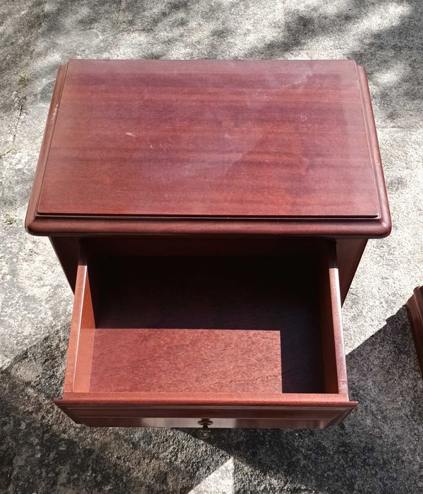 Mobília de quarto em cerejeira