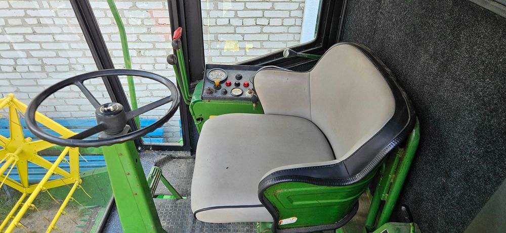 Зернозбиральний  комбайн John Deere 935 3м міні комбайн