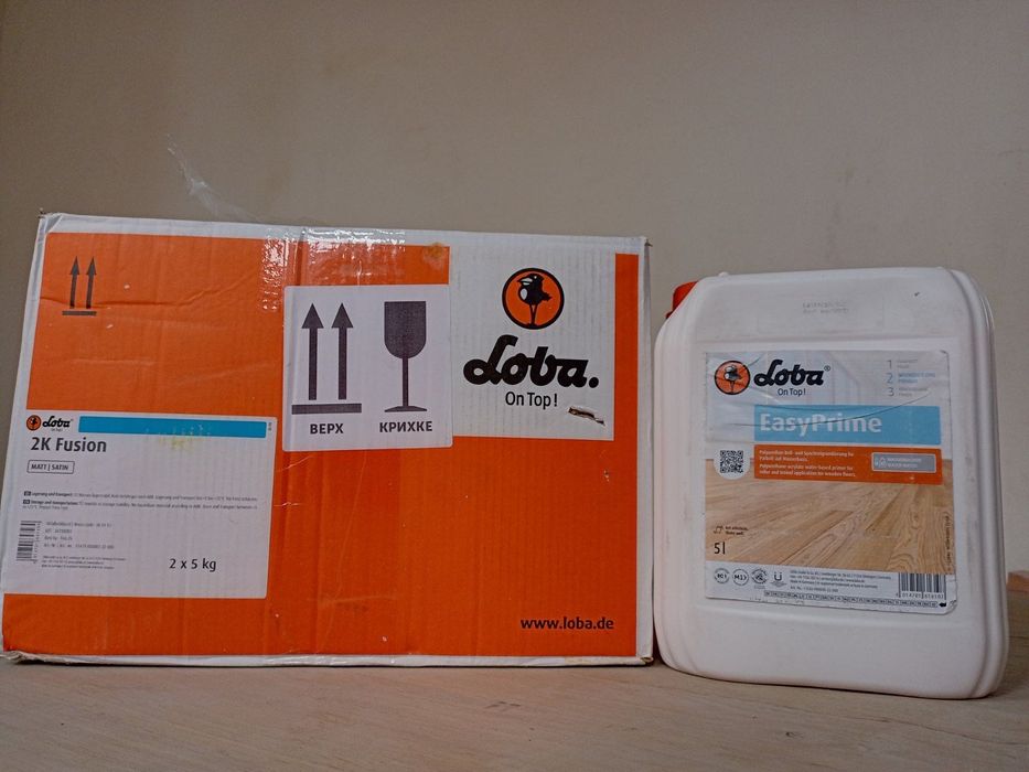 Лак для паркету, шпаклівка, ґрунт