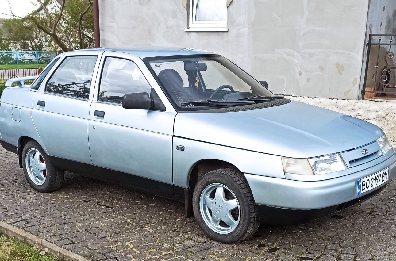 ВАЗ/Lada 2110 1.5 16кл 2001