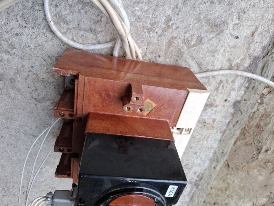 Автоматичний вимикач ва 52-39 630А з електроприводом