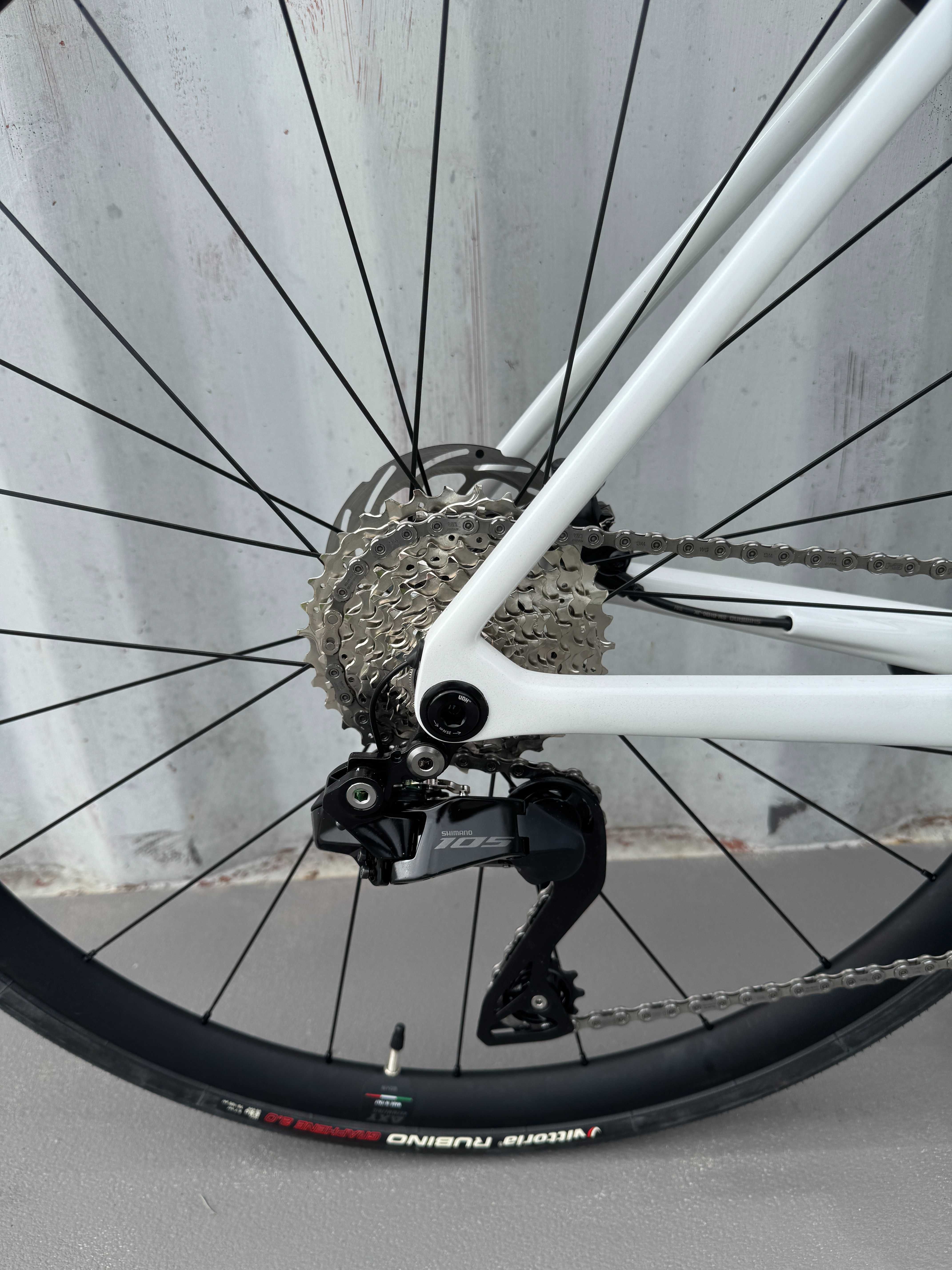 Rower szosowy Wilier Granturismo SL White rozm S 105 Di2