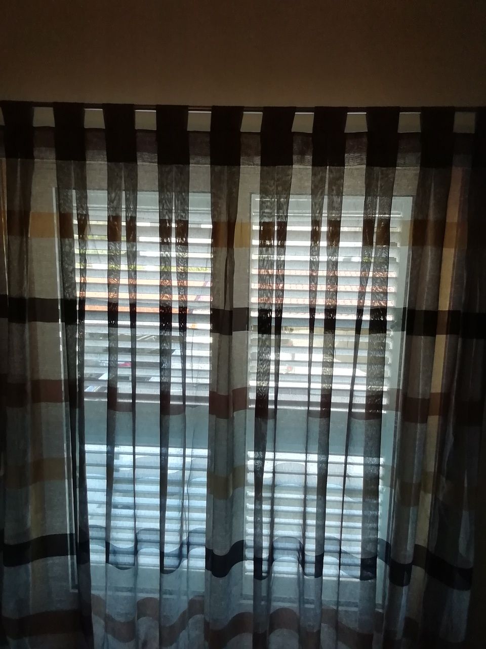 Cortinados como novos