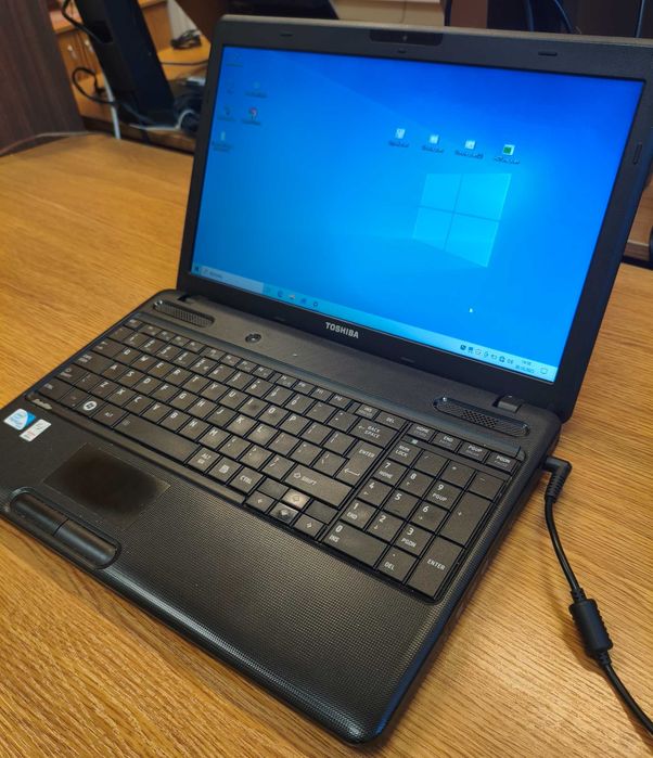 Laptop notebook Toshiba Satellite C660-12U, 3GB Ram, 250GB, Windows 10