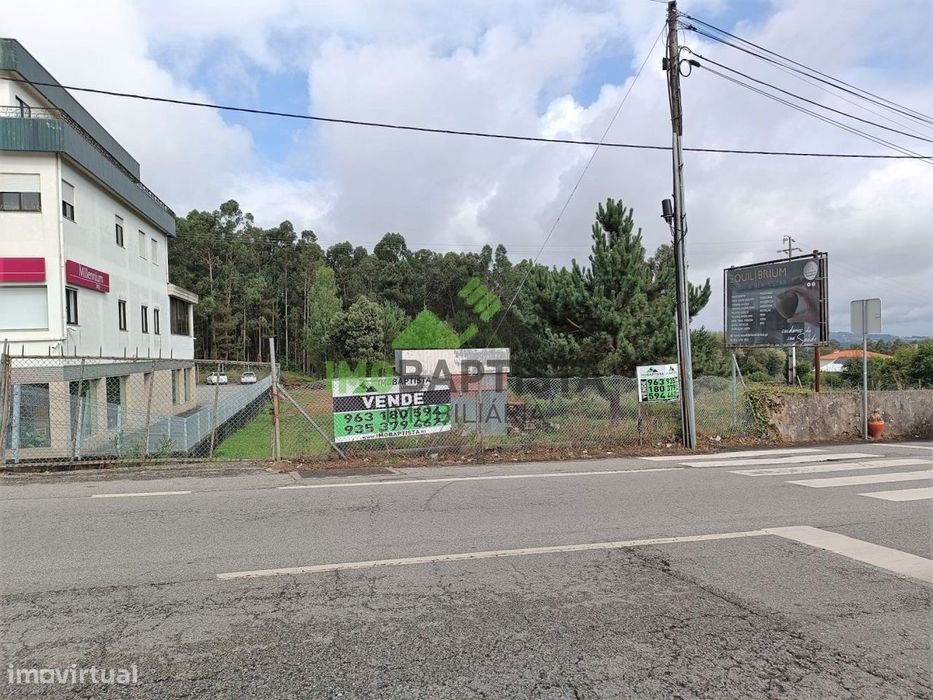 Terreno c/2860 m2 na Corga do Lobão