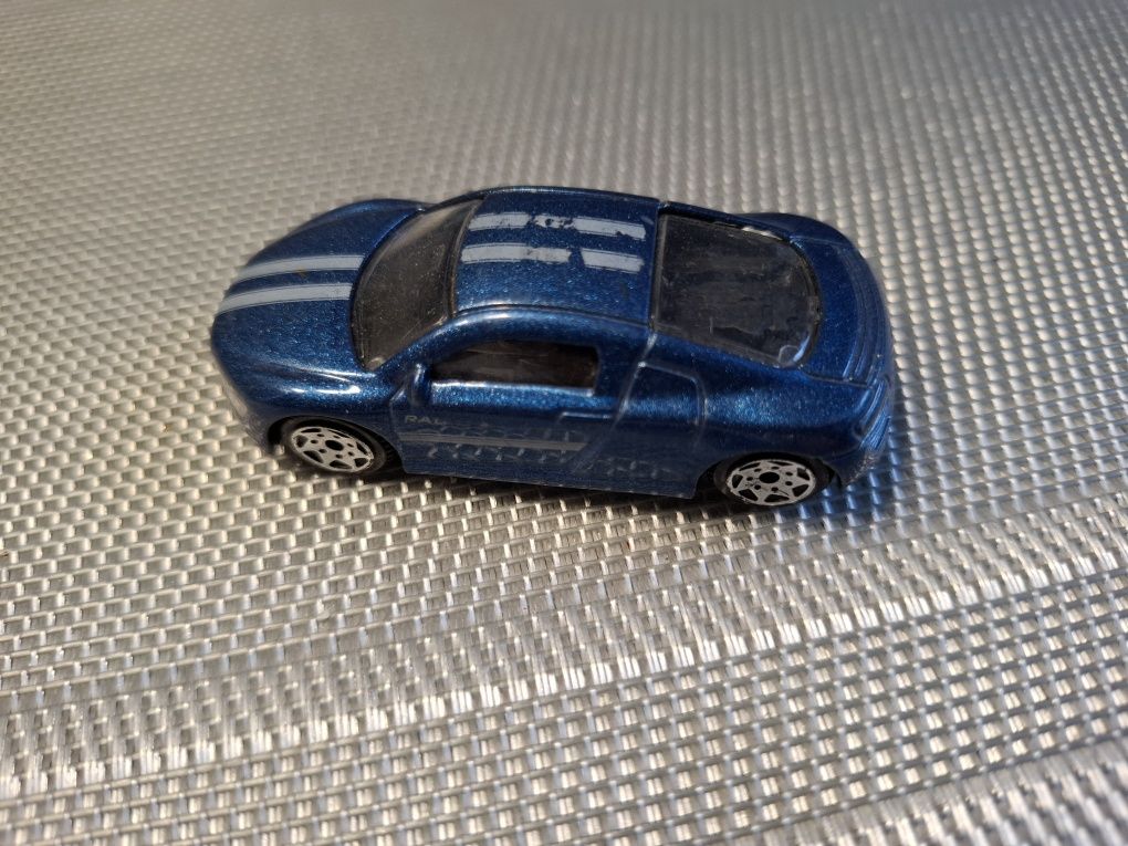 Model samochodu skala 1:64