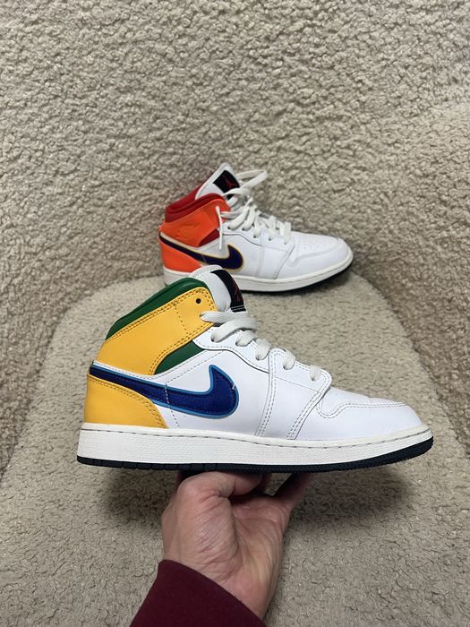 Жіночі кросівки Nike Air Jordan 1 Multicolor