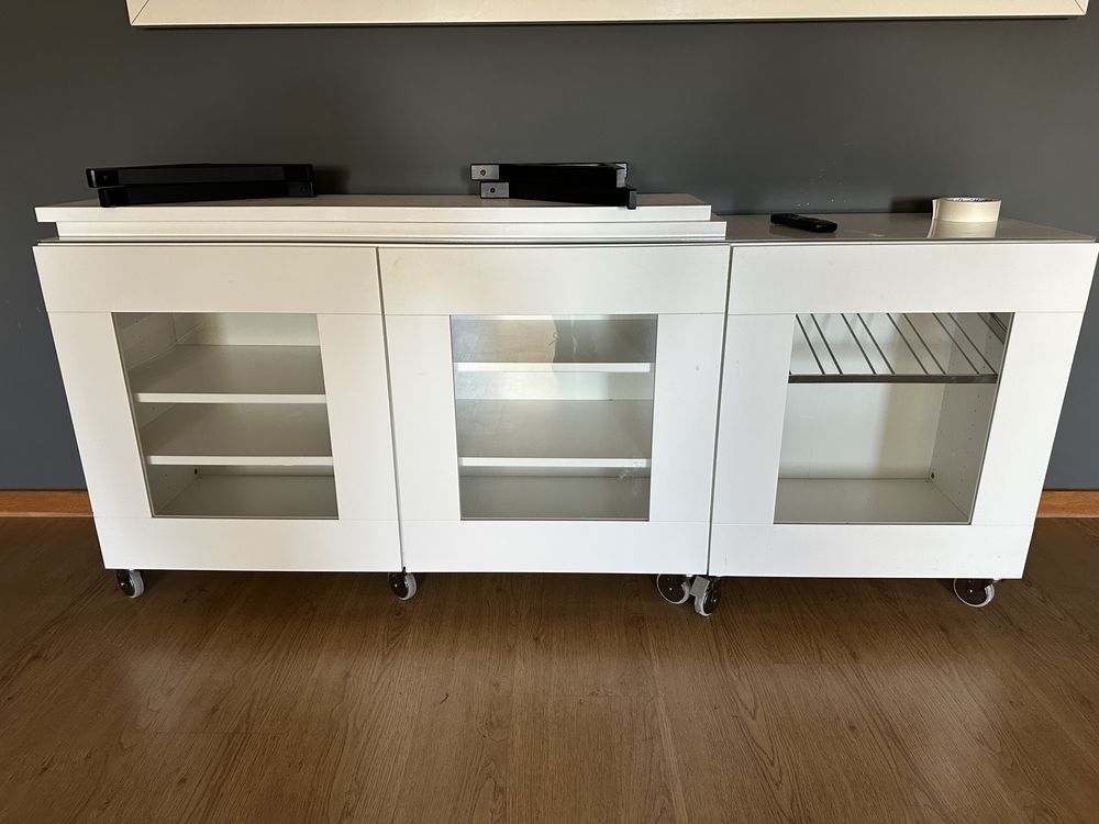 Movel Besta IKEA (oferta do espelho)
