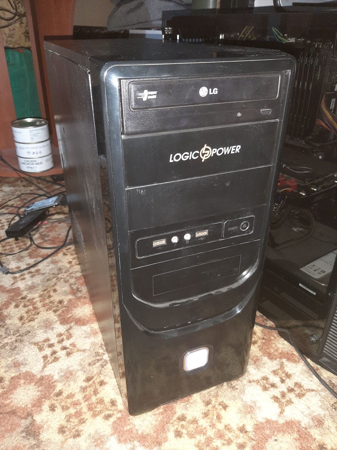 Комп'ютер 4 ядра Xeon e5440/8 Gb/HD6770/64+500 gb. ПК, PC