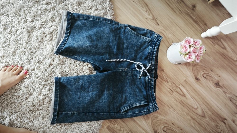 Spodnie krótkie dżinsowe męskie spodenki z jeansu granatowe marmurko L