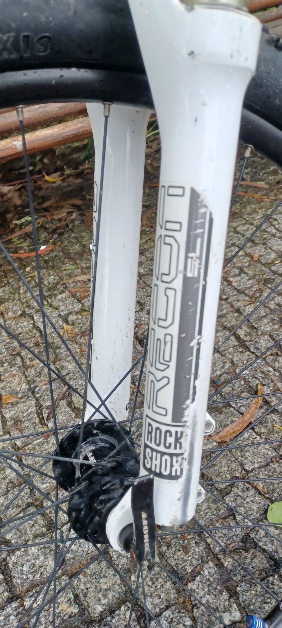 Suspensão rock shox 26 a ar