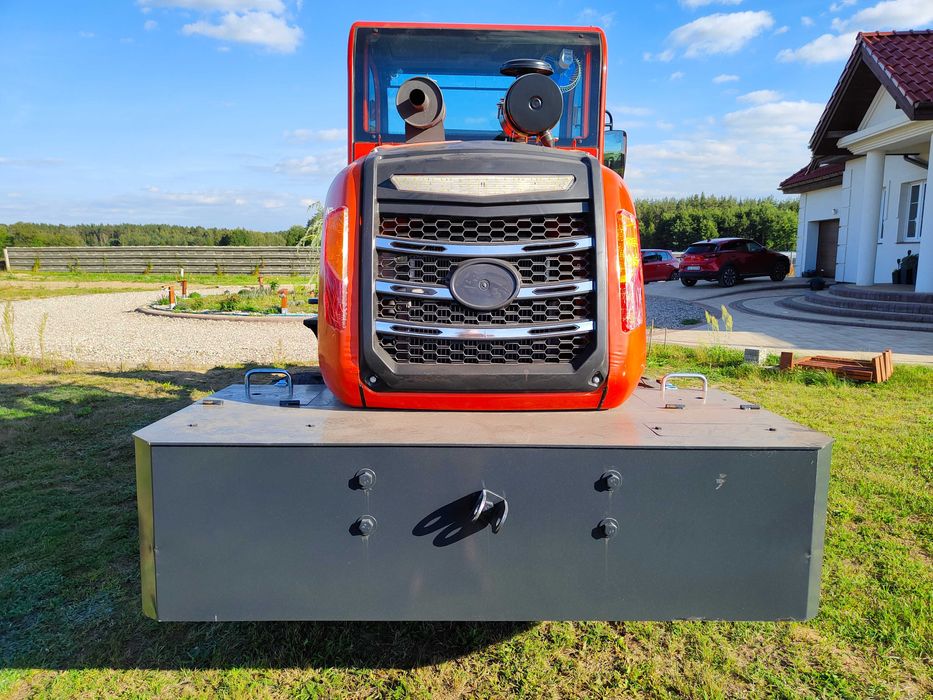 Wózek widłowy 4x4 faktura vat cena netto