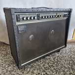 Klasyczny Wzmacniacz Gitarowy  ROLAND Jazz Chorus 120 Moc: 2x60W