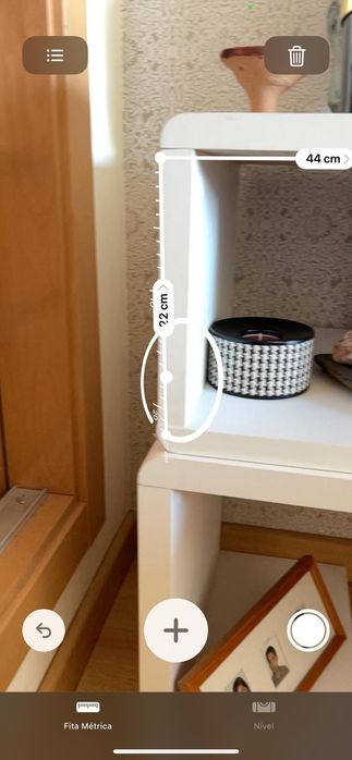 Mesa de cabeceira muito bom estado