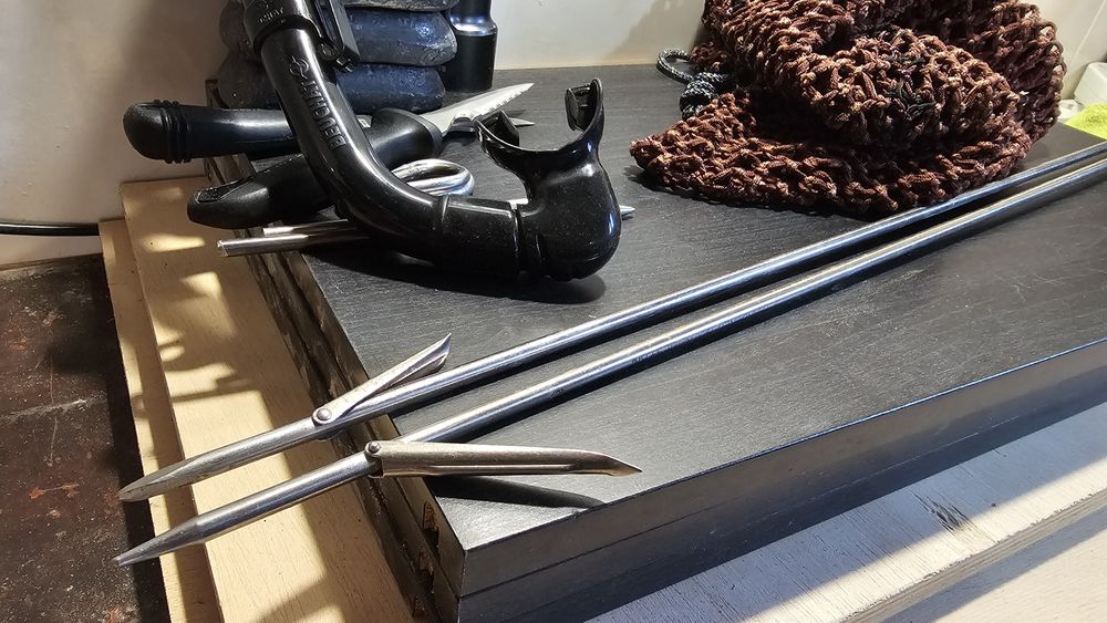 Material pesca caça submarina chumbos lanterna respirador saco faca