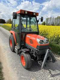 Ciągnik kubota stv 36( nie carraro john deere iseki yanmar)