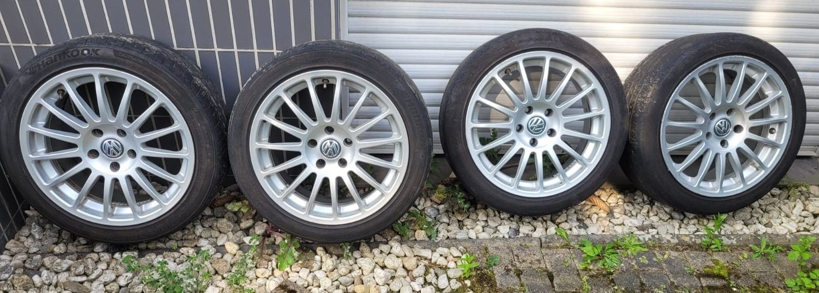 Komplet 4 alufelg z oponami 225/45 R17, ET45 do Audi,VW