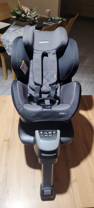 Fotelik Recaro Zero 1 0-18m
