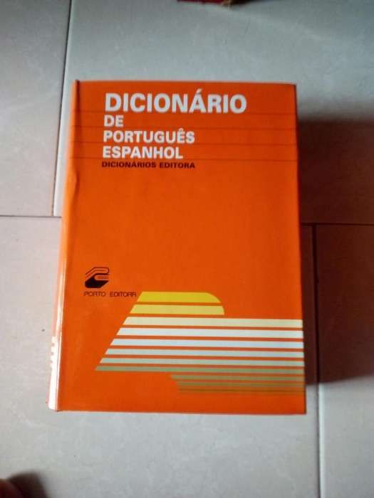 Dicionários de estudo