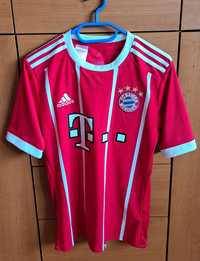 Koszulka Adidas Bayern Monachium _ rozm.XL _ JAMES _ Home Jersey