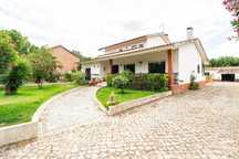 Moradia M5 com garagem em zona da Cidreira