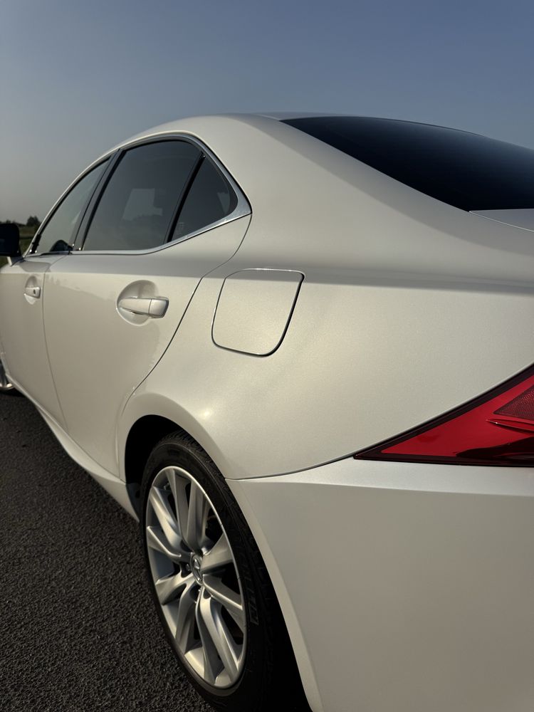 Lexus IS 2013 року Європа