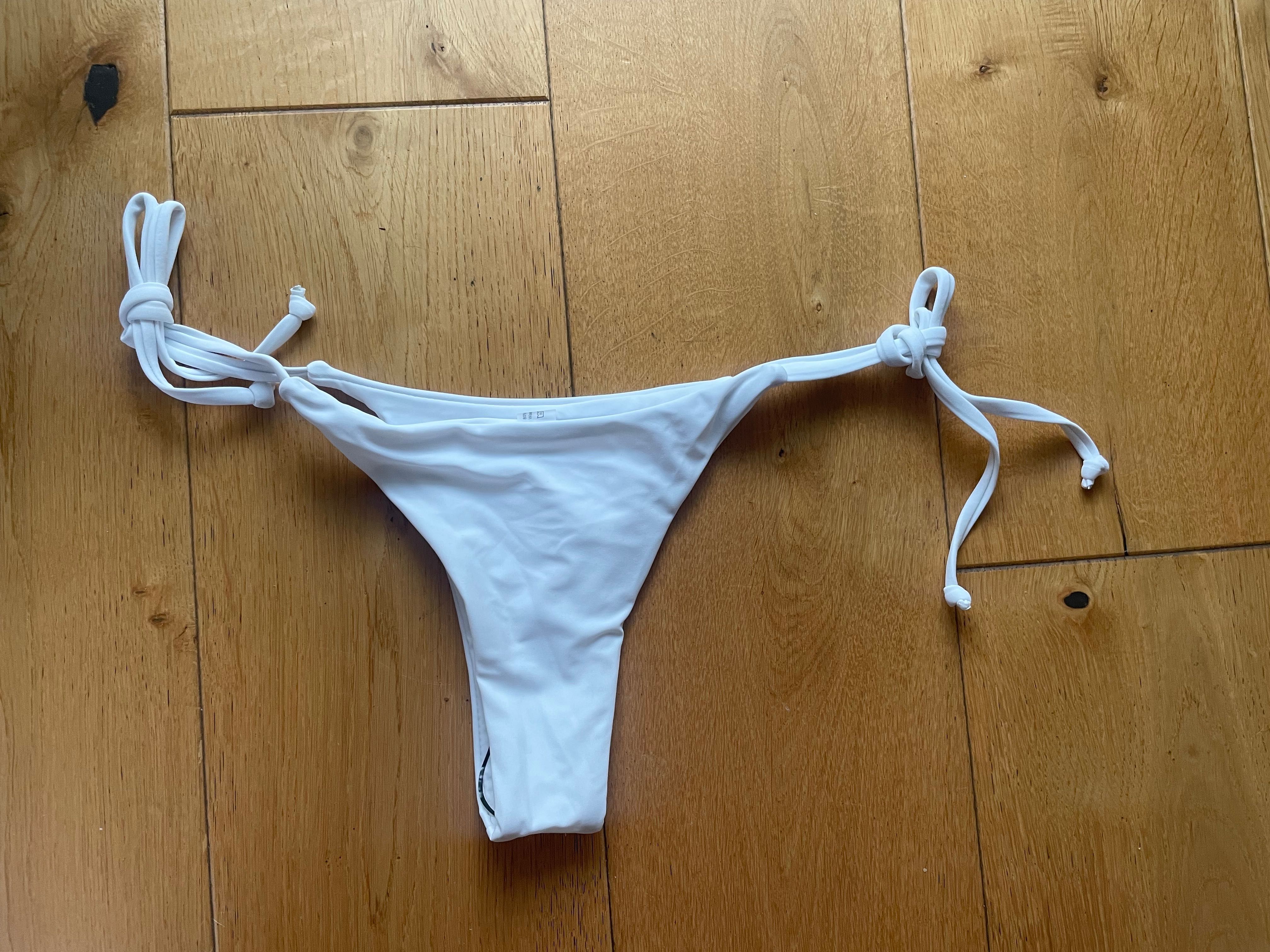 Białe bikini nowe