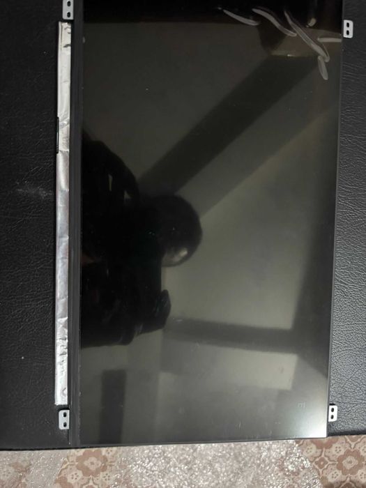 Ecrâ para portatil novo