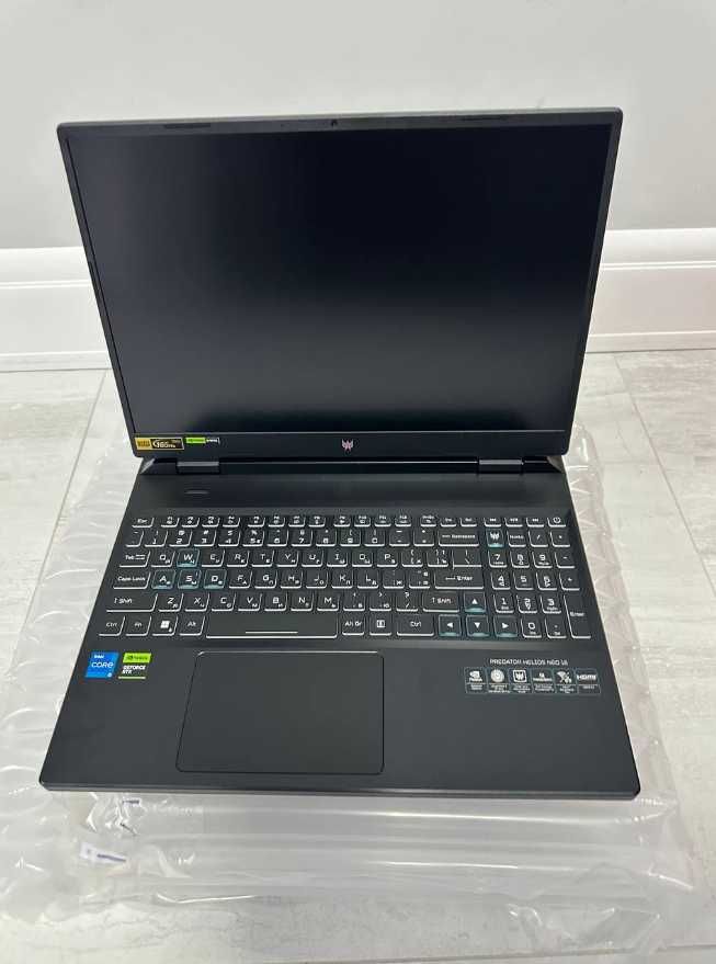 Acer Predator Helios Neo 16" i7-13700HX GeForce RTX 4060 16GB 1TB SSD