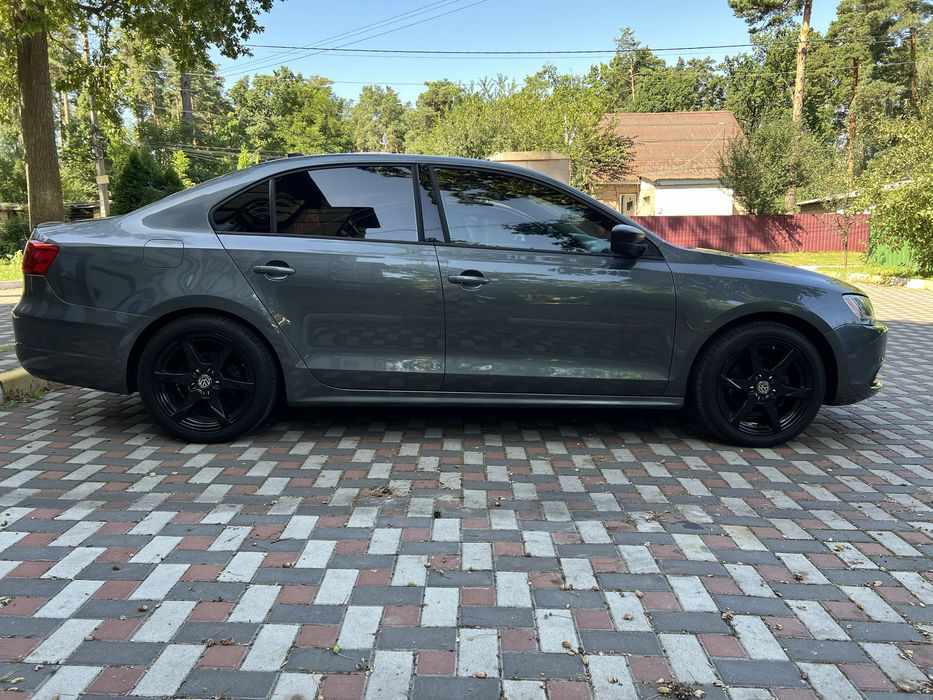 Продам Volkswagen jetta 6 2014